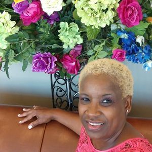 Meet your Posher, Diana